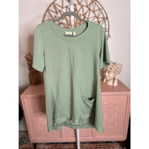 Women's LOUNGE Green T-Shirt Size‎ M